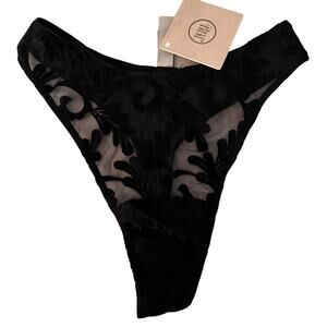 La Perla Black Mesh Floral Lace Thong Panty Made in Italy  Size: 10 NWT